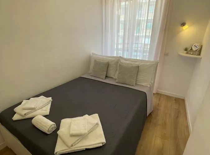 בית הארחה Trastevere Sweet Rest 4*